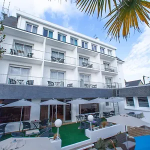 https://hotel-les-alignements.inbrittany.com